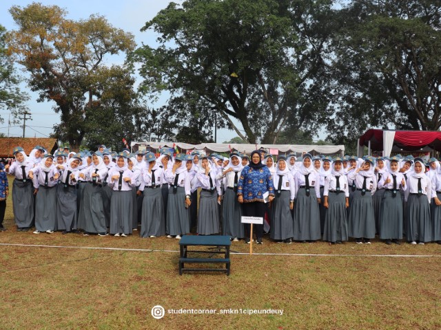 kesenian smkn 1 cipeundeuy