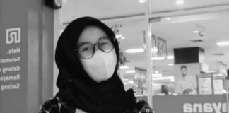 Aisusan Siswi SMKN 1 Cipeundeuy